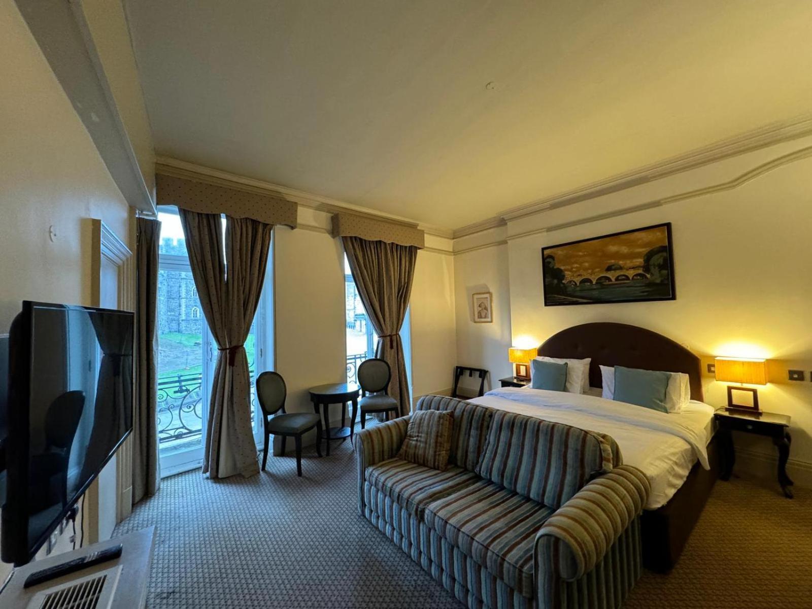 H & G Hotel Opposite Windsor Castle Esterno foto