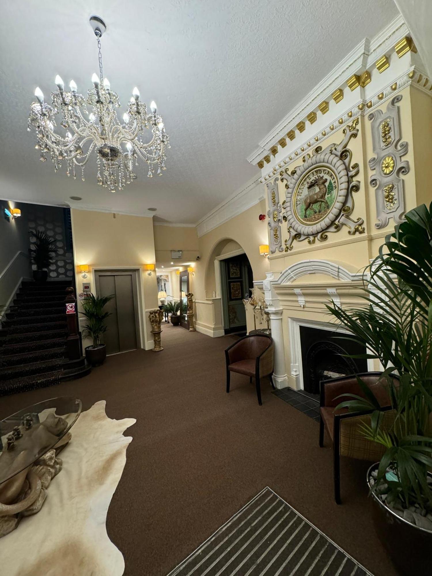 H & G Hotel Opposite Windsor Castle Esterno foto