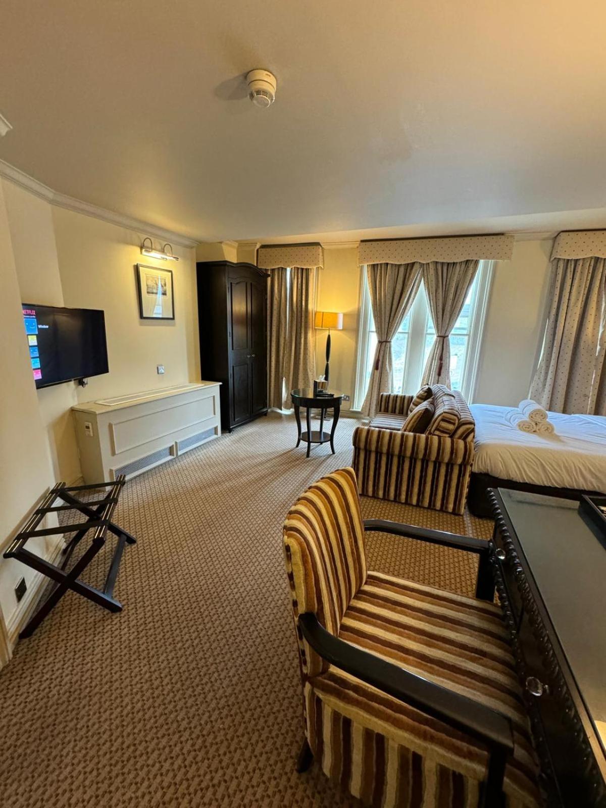 H & G Hotel Opposite Windsor Castle Esterno foto