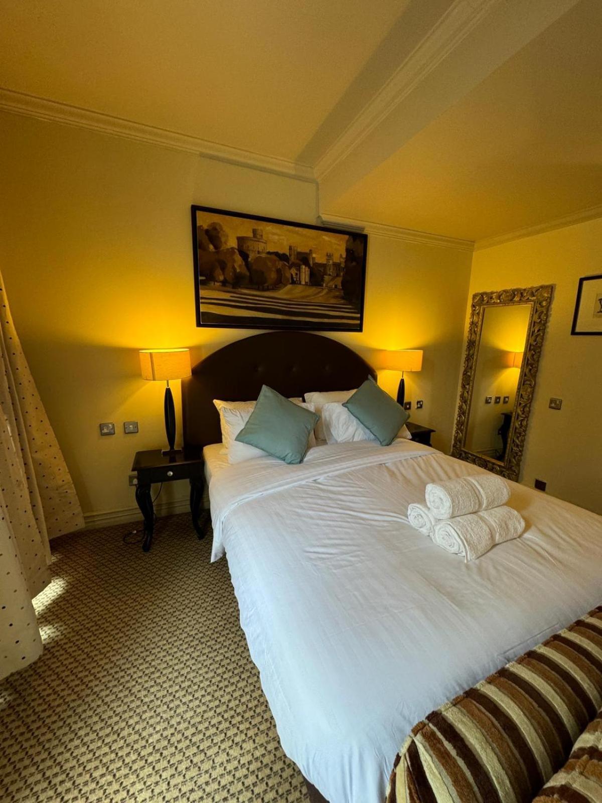 H & G Hotel Opposite Windsor Castle Esterno foto